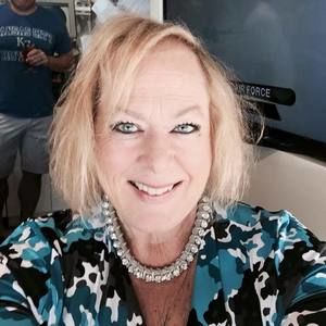 Meet your Posher, Sharla rae